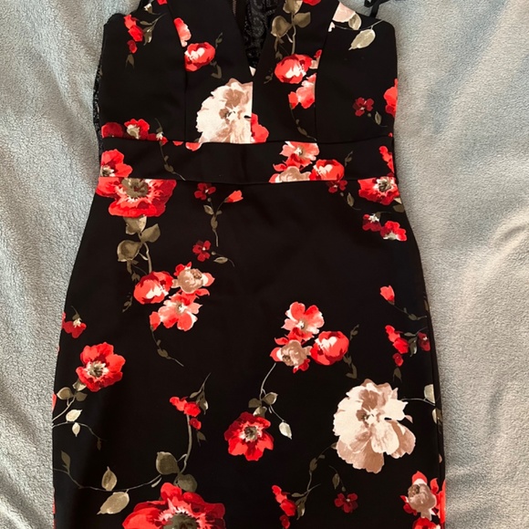 Windsor body-con mini dress - Picture 5 of 7